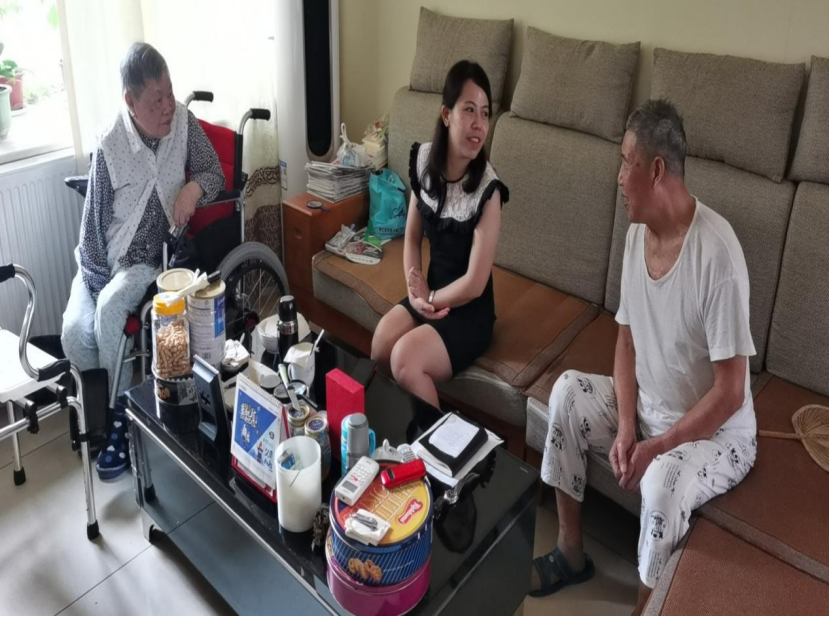 区侨联开展“学党史、当先锋——我为群众办实事”走访老侨活动