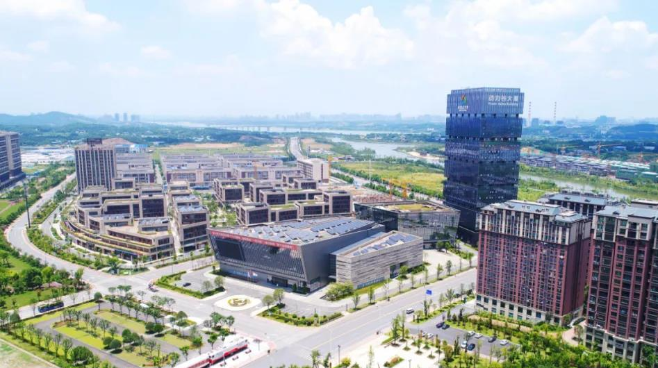 株洲日报头版丨株洲高新区：100余个重点项目建设火力全开