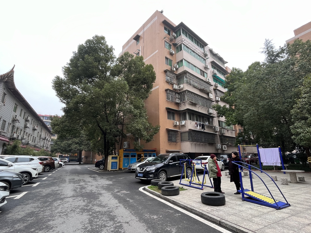 顺利运转14年、物管费缴纳率100%   天元区这些老旧小区居民自治“有一手”