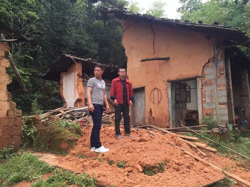 邓湘伟：不忘“兵之初” 当好“兵支书”