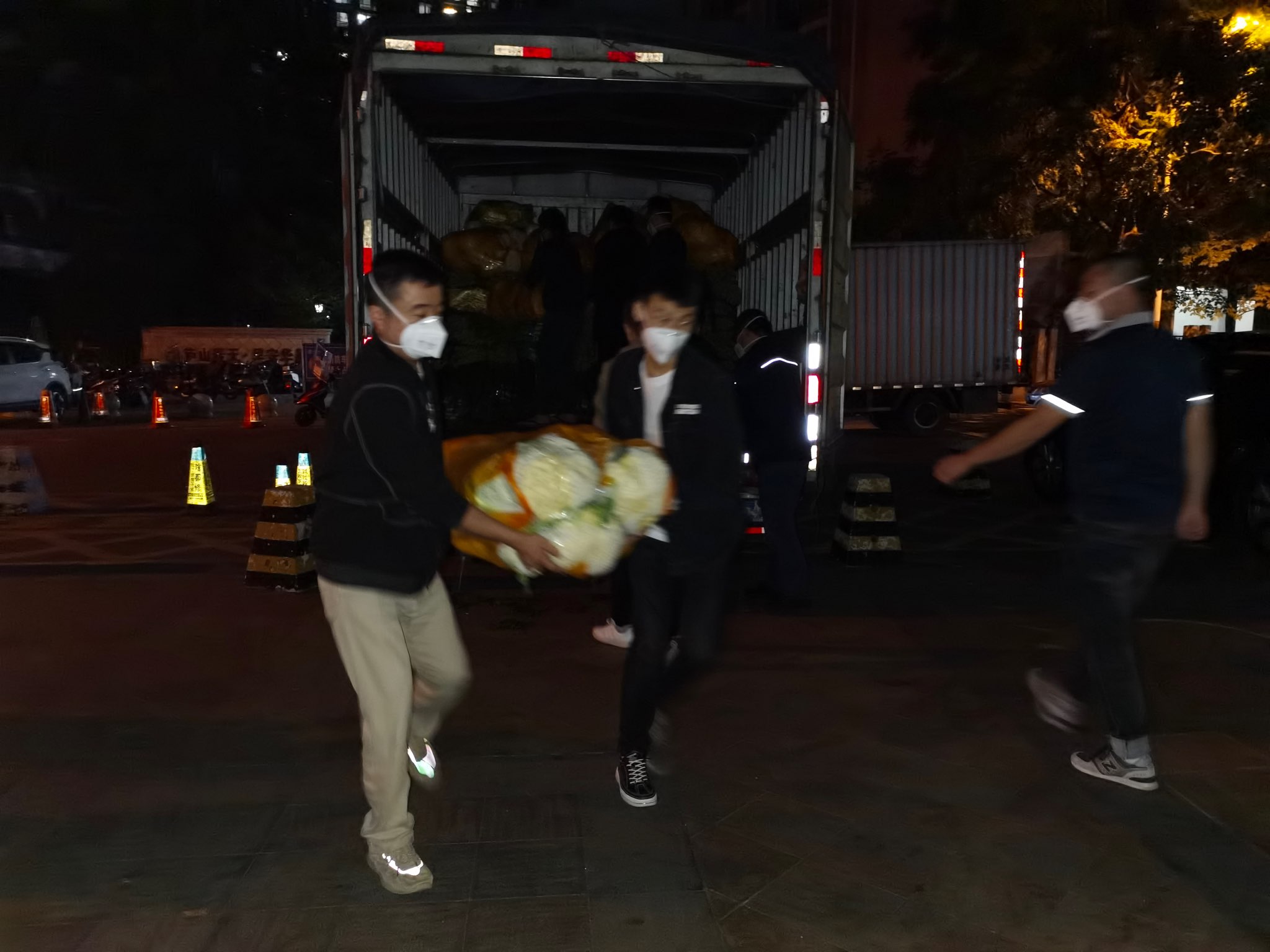 北汽有个“爱心配送员”志愿服务队