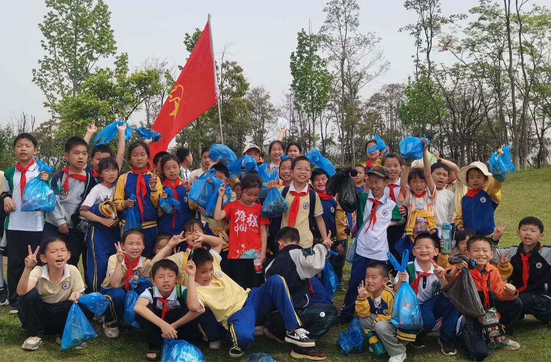 马家河街道：大手拉小手，共护碧水蓝天