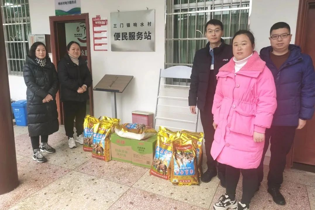 春节慰问送温暖 浓浓关怀暖人心