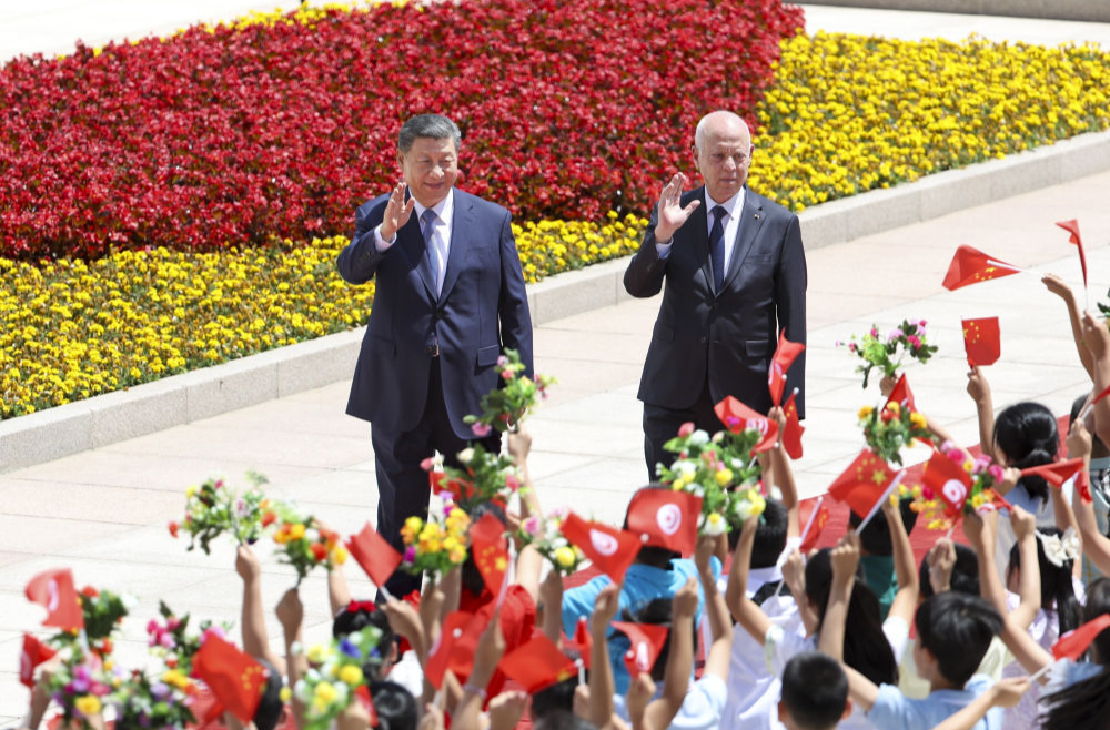 习近平同突尼斯总统赛义德会谈
