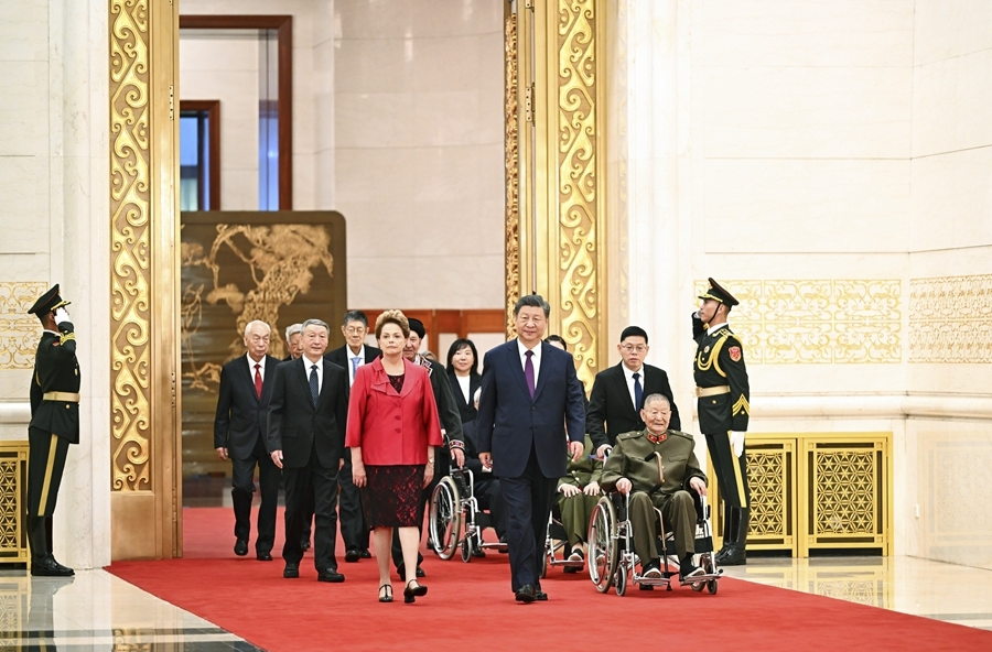 中华人民共和国国家勋章和国家荣誉称号颁授仪式在京隆重举行