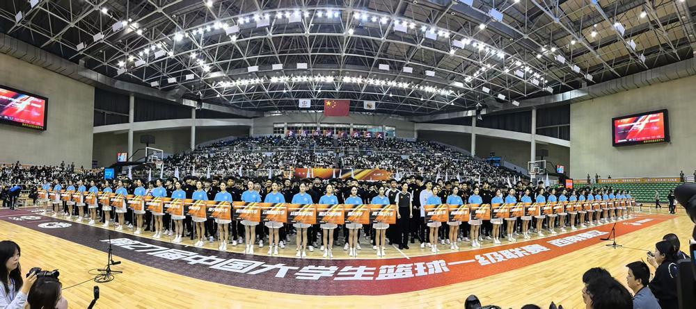 新华社丨第27届中国大学生篮球一级联赛（西南赛区）株洲开赛