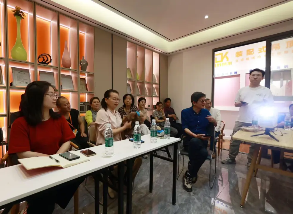 天元区御风居艺术交流学会举办“工业记忆·时代刻痕”专题讲座