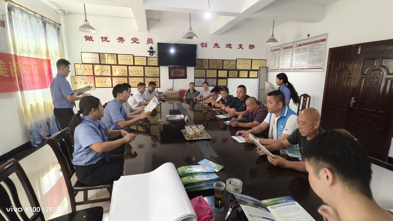 株洲市天元区林业局、株洲市天元区人民检察院联合开展绿心区普法宣传