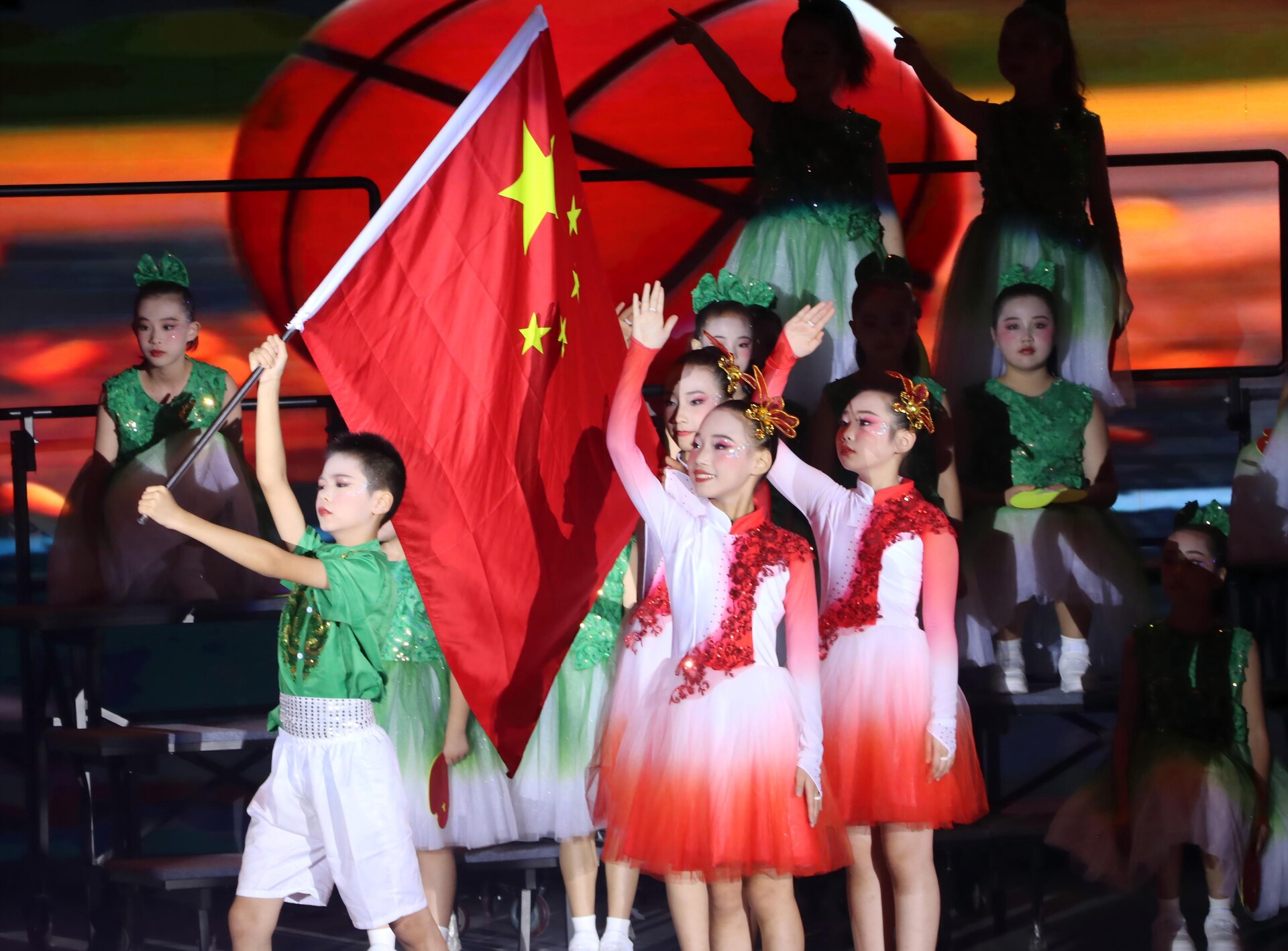 童声嘹亮，礼赞中国！天元区两所学校省级歌咏比赛获佳绩