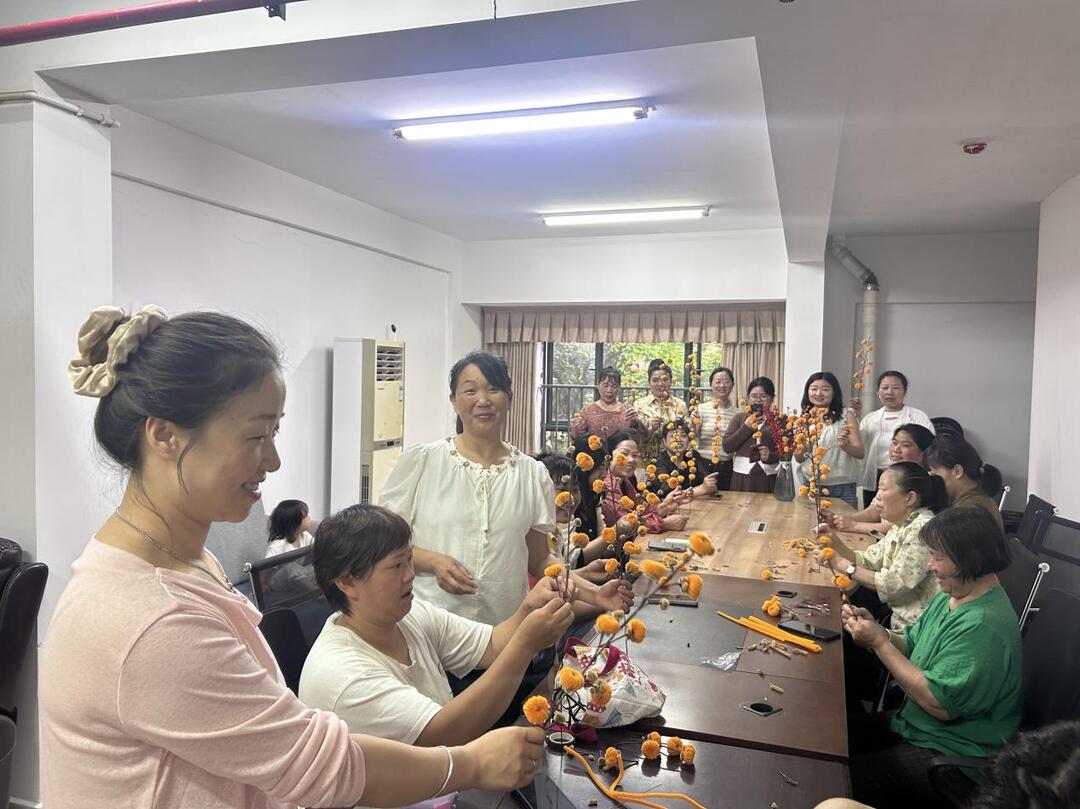 周末有约：一起来栗雨街道景园社区做手工！